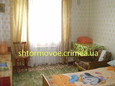 Сдаём дом, в частном секторе п. Штормовое в Крыму, комнаты, жильё в п. Штормовоё, рядом Евпатория , недорого, частный сектор, на первой улице от моря