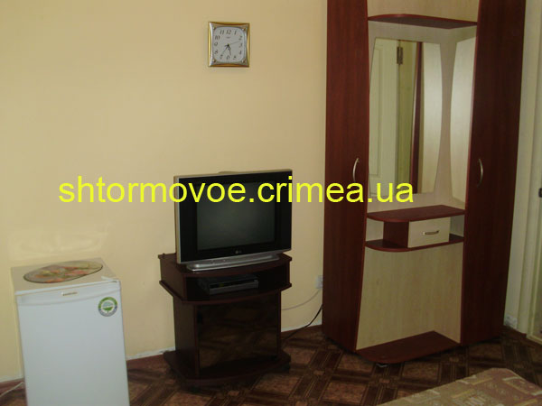 Забронировать комнату, номер в частном секторе Крыма, в пансионатах, гостиницах Штормового,  без посредников